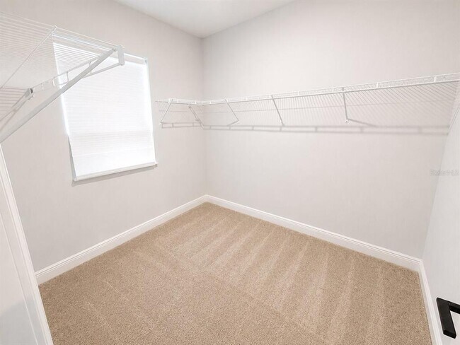 Building Photo - 13629 McMillan Dr