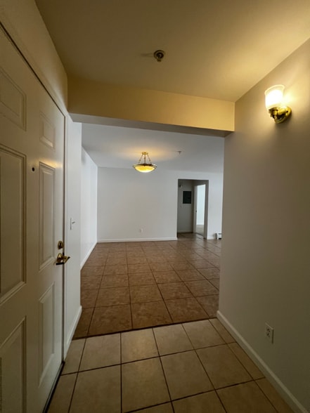 Building Photo - 15 Old Academy Rd