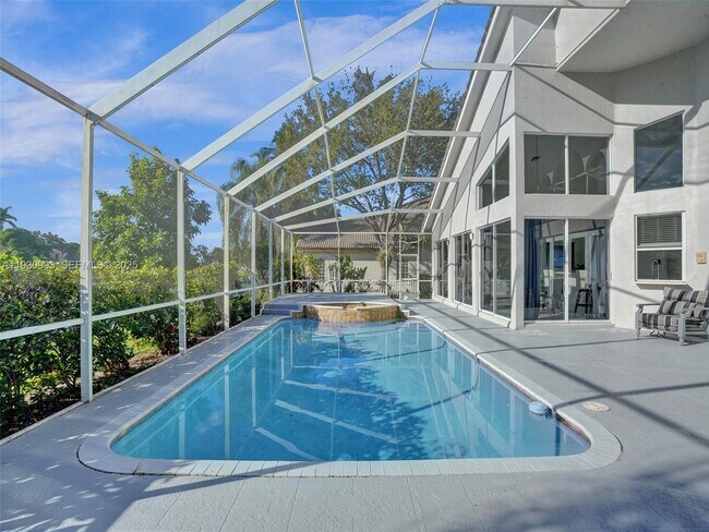 Building Photo - 4310 NW 63rd Ave