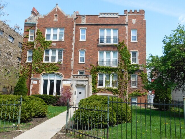 Primary Photo - 5412 W Ferdinand St