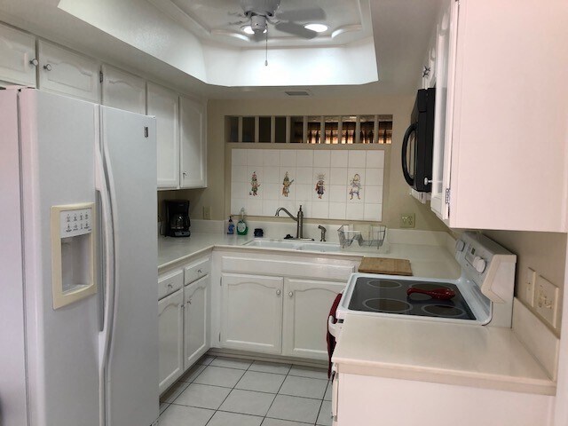 Building Photo - 45+ Active Adult Community  Seasonal Summer Rental Only.  Available starting May through October ...