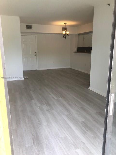 Building Photo - 9300 Fontainebleau Blvd