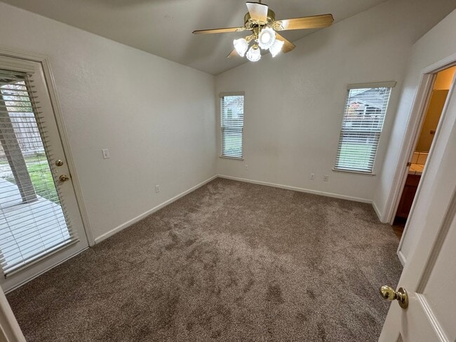 Building Photo - 1281 Howard St