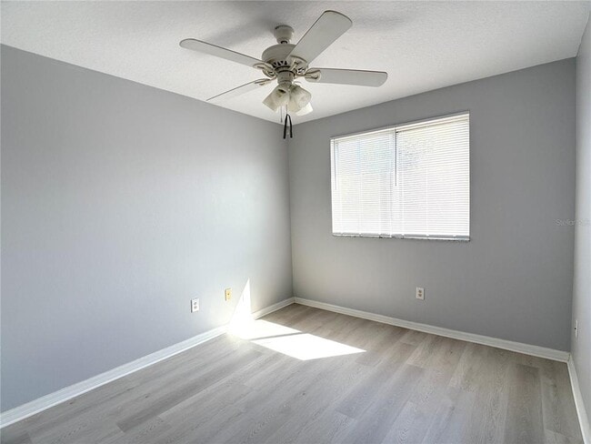 Building Photo - 306 Mango Dr