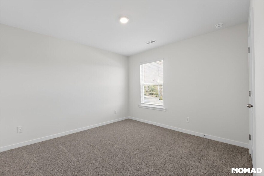 Building Photo - 6609 Barcelona Wy