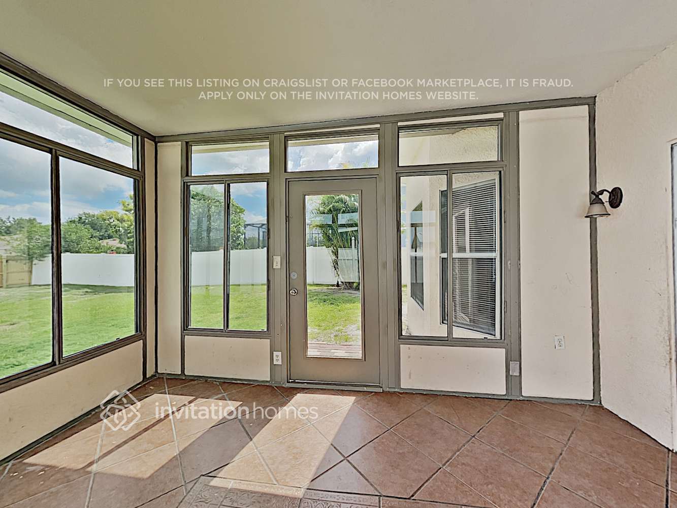 Building Photo - 12619 Longcrest Dr