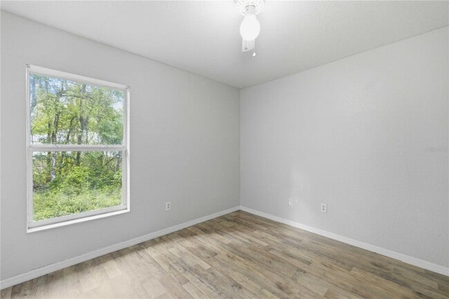 Building Photo - 91 Fir Dr