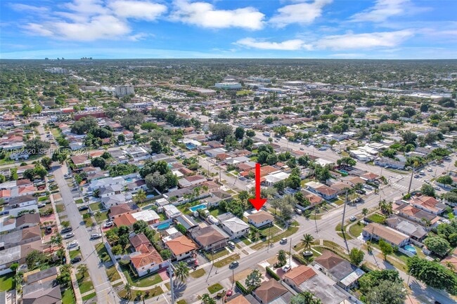 Building Photo - 6540 SW 4th St