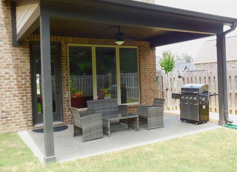 Building Photo - 5211 Park Side Cir