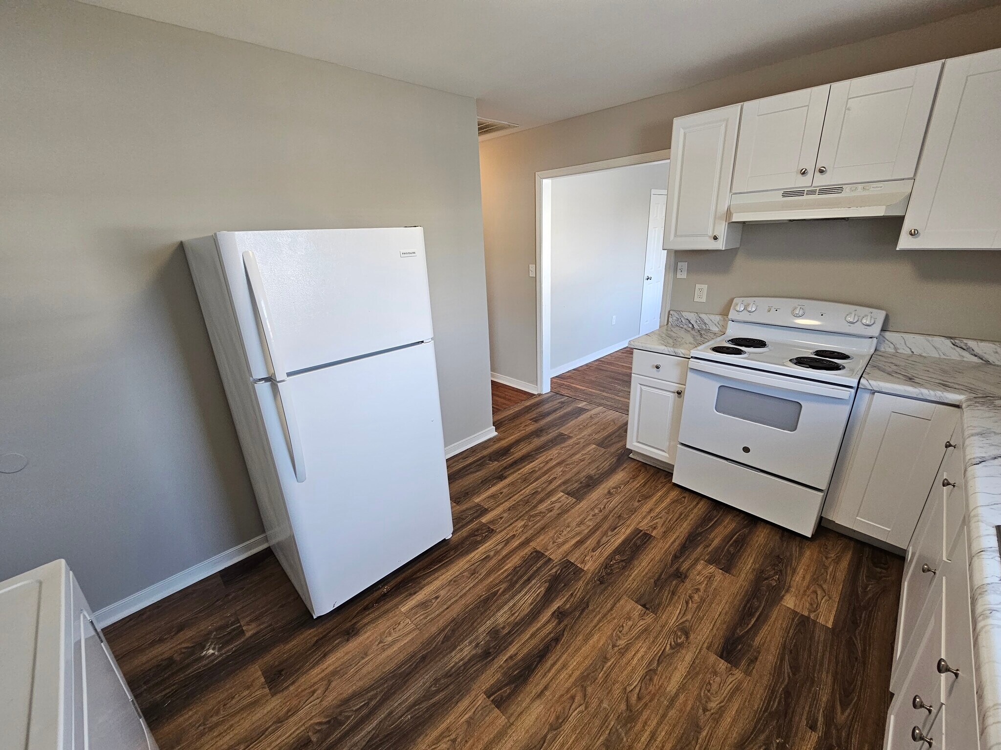 Building Photo - 105 Indiana Ln