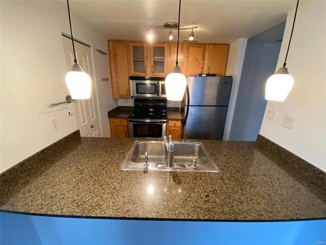 Building Photo - 5330 Pershing Ave