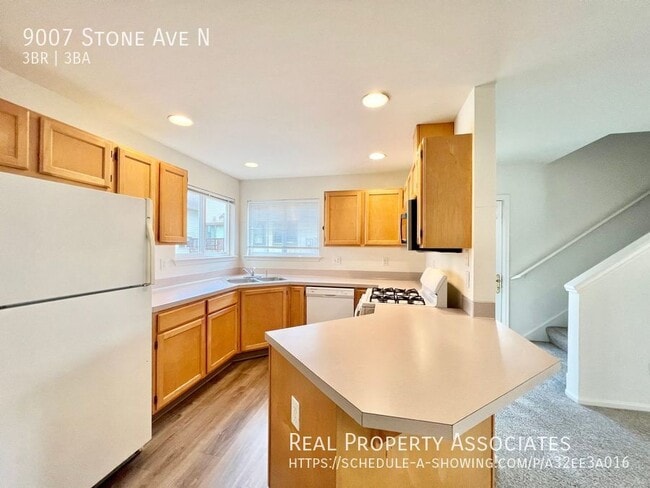 Building Photo - 9007 Stone Ave N