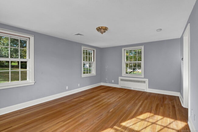 Building Photo - 69 Westledge Rd
