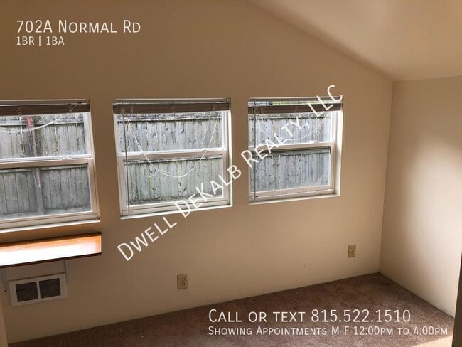 Building Photo - 702 Normal Rd