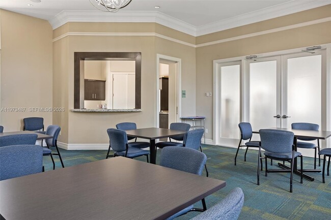 Building Photo - 1052 SW 113th Way