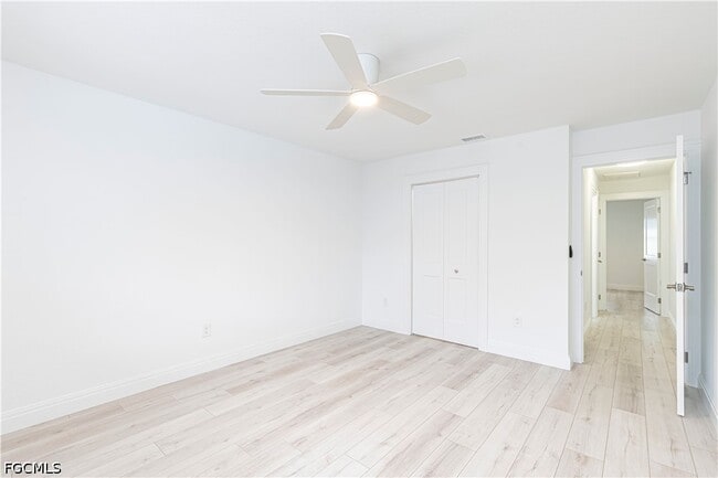 Building Photo - 2722 SW 54th Terrace