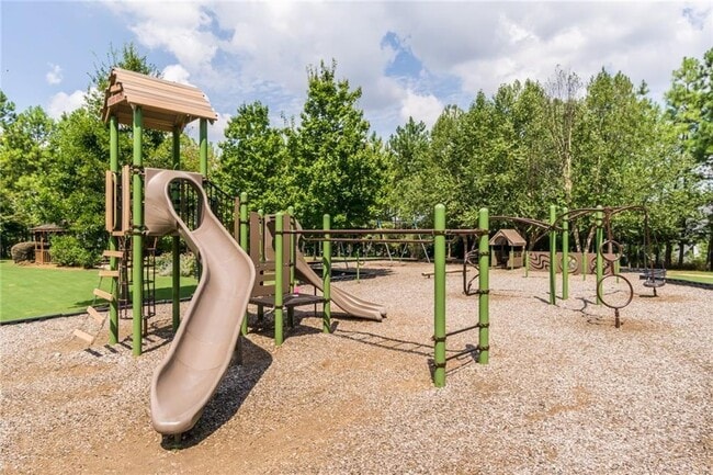 Building Photo - 80 Jesse Hill Jr Dr SE