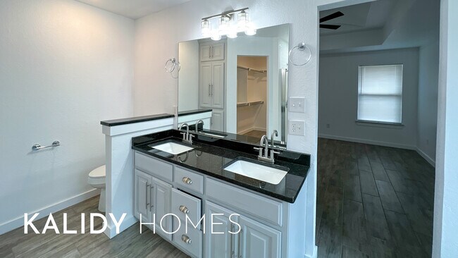 Building Photo - 5921 SE 88th St