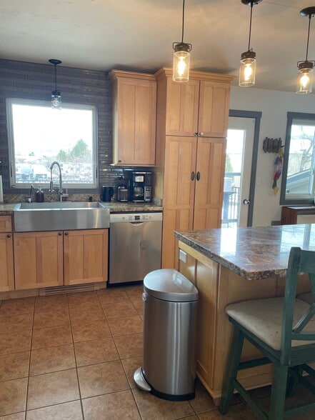 Building Photo - 12 Cloninger Ln