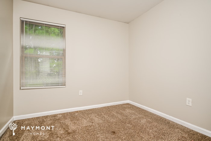 Building Photo - 2215 Marlin Dr