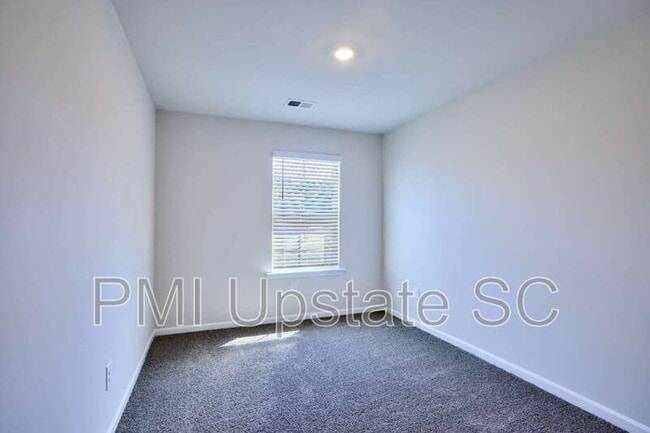 Building Photo - 103 Pendleton Place Way