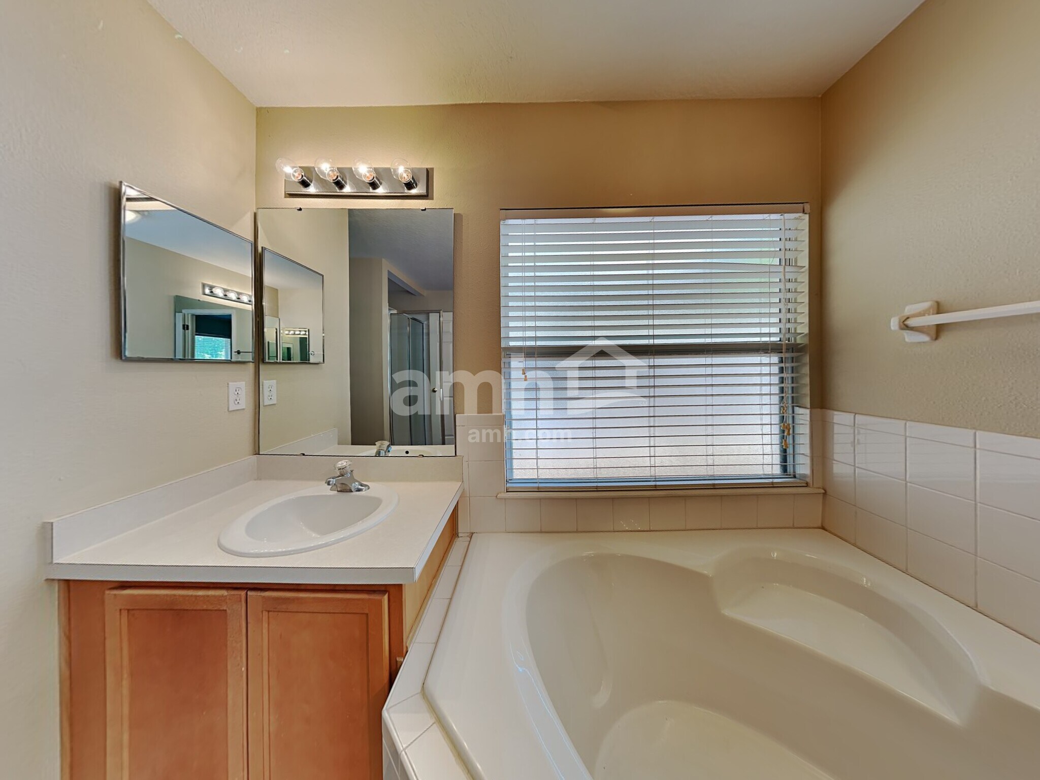 Building Photo - 4012 Waltham Forest Dr