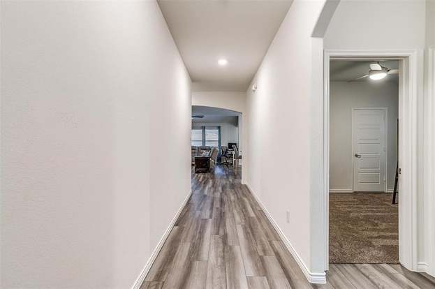 Building Photo - 3309 Comal Dr