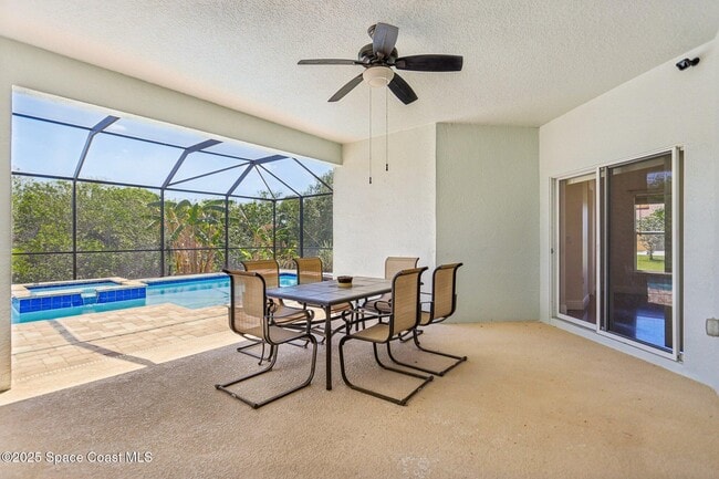 Building Photo - 929 Hialeah St