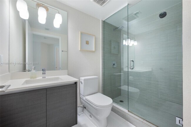 Building Photo - 300 Sunny Isles Blvd