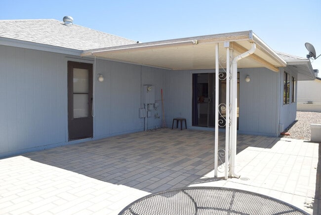 Building Photo - 12411 W Foxfire Dr