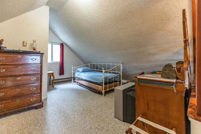 Building Photo - Great Mountain Home - Fully Furnished