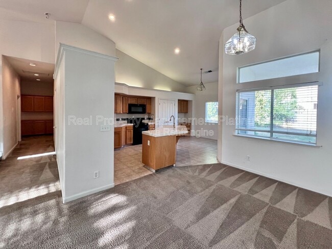 Building Photo - 8622 N Heartland Way