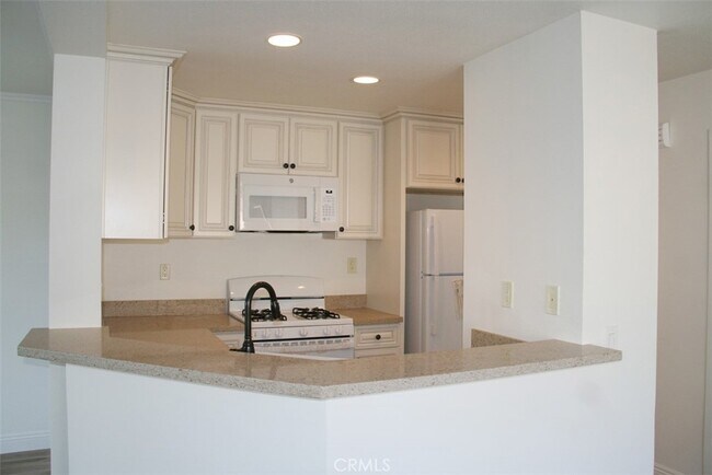 Building Photo - 7326 Quill Dr