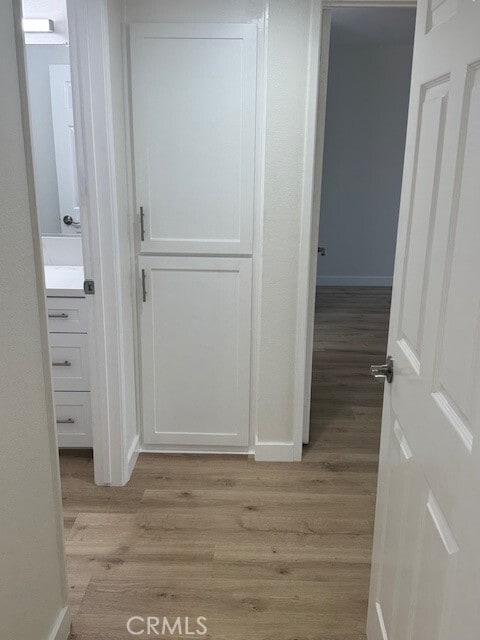 Building Photo - 1616 S Barrington Ave