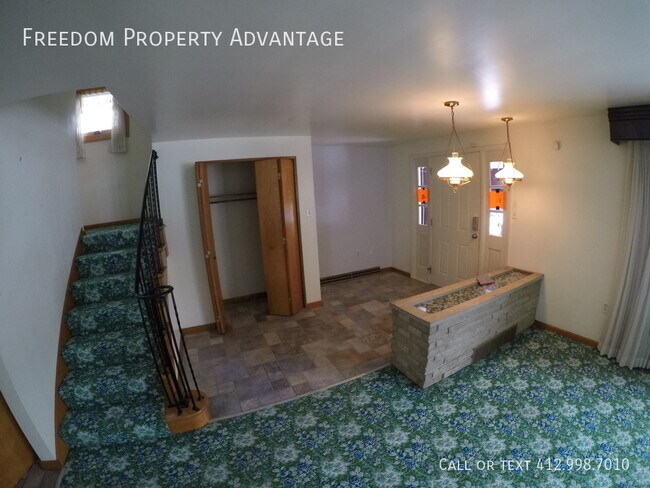 Building Photo - 511 Franklin Ave