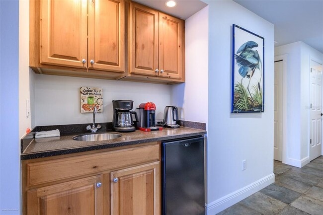 Building Photo - 3313 Sunset Key Cir