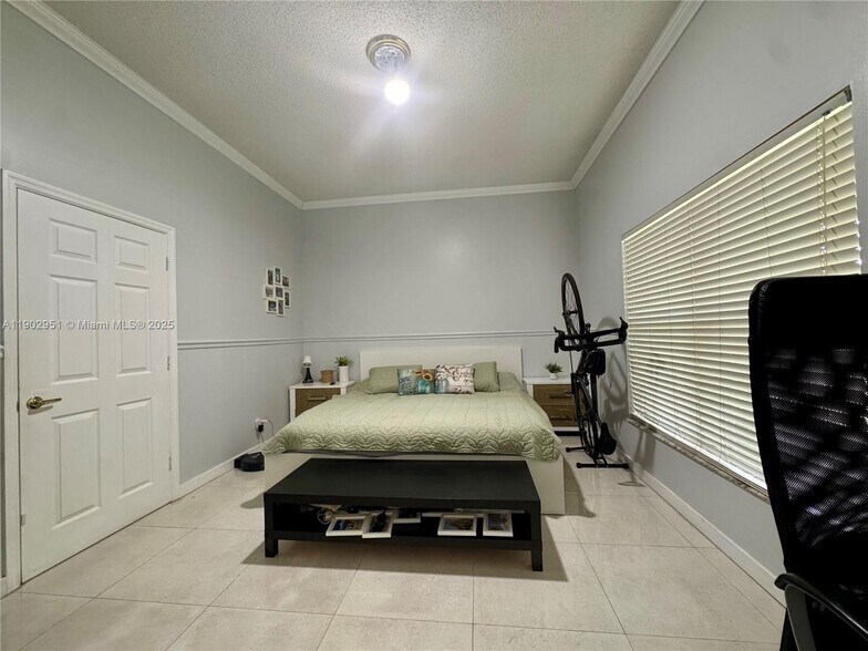 ?? 16137 Emerald Cove Rd, Weston — A Cozy One-Story Gem in Emerald Courts ?? - 16137 Emerald Cove Rd