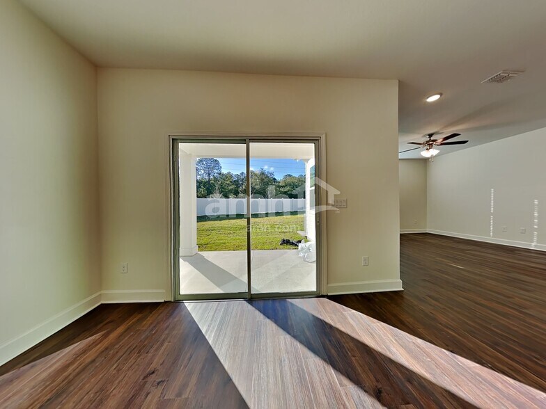 Building Photo - 2814 Alanas Meadow Way
