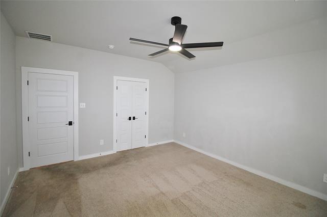 Building Photo - 139 Lost Maples Wy