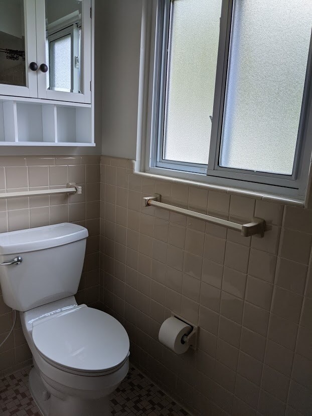 Building Photo - 812 N Mansfield St