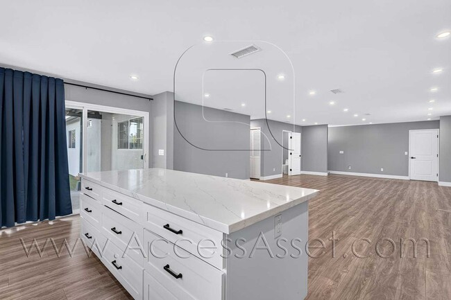 Building Photo - 1509 Goodwin Dr