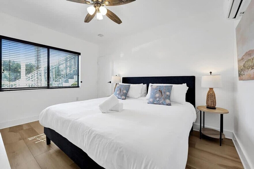 Building Photo - 333 Walnut St