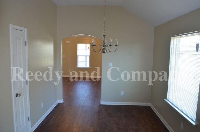 Building Photo - 9147 Mallard Park Blvd