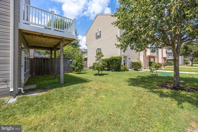 Building Photo - 616 Warbler Walk
