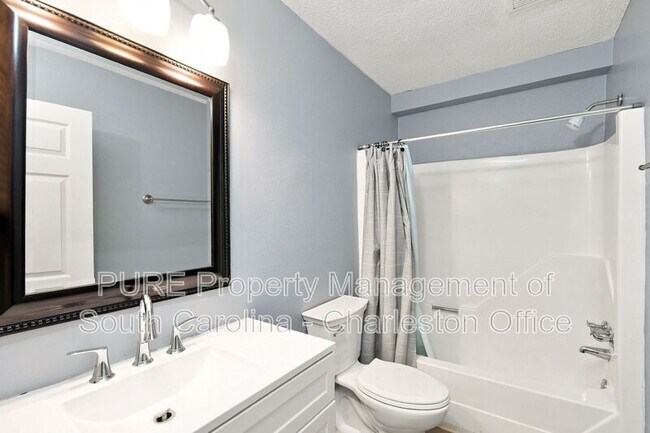 Building Photo - 1402 Camp Rd