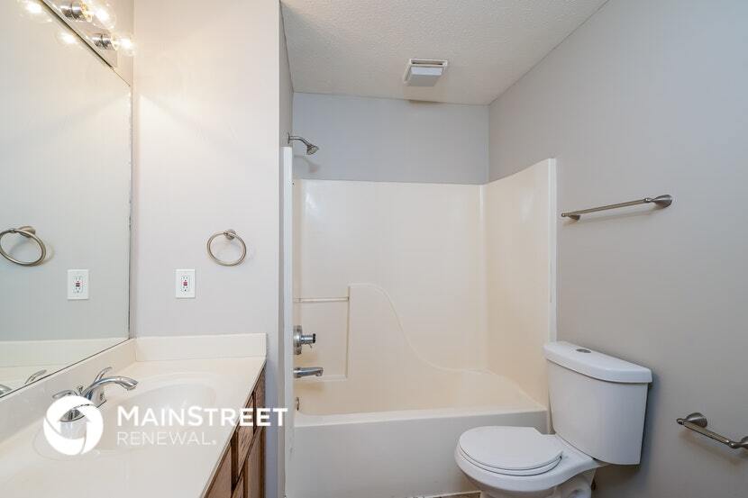 Building Photo - 10502 Whitepine View Pl