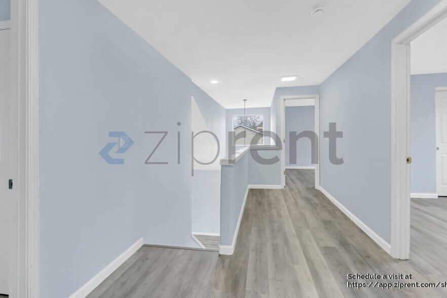 Building Photo - 20277 SW Jay St