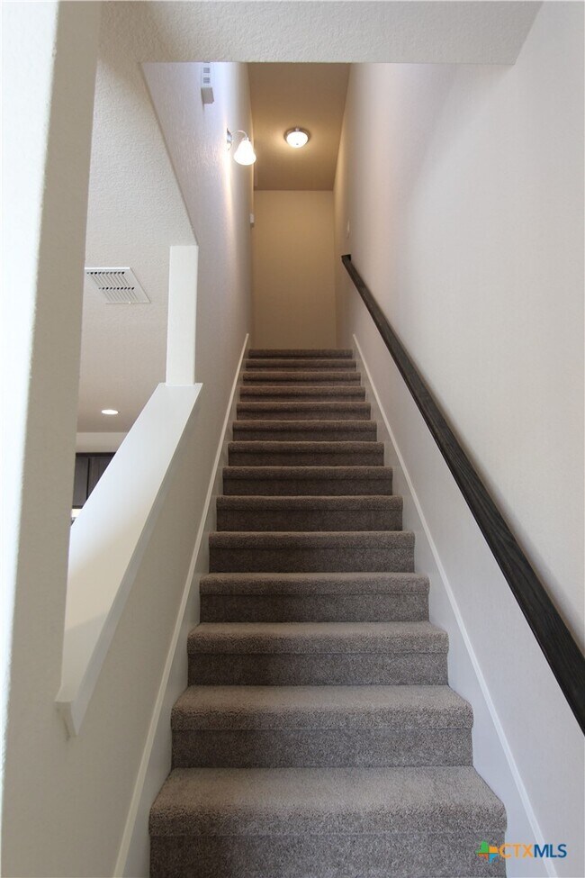 Building Photo - 750 Milestone Pk