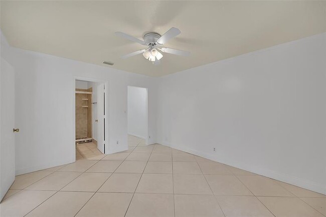 Building Photo - 12244 Royal Palm Blvd