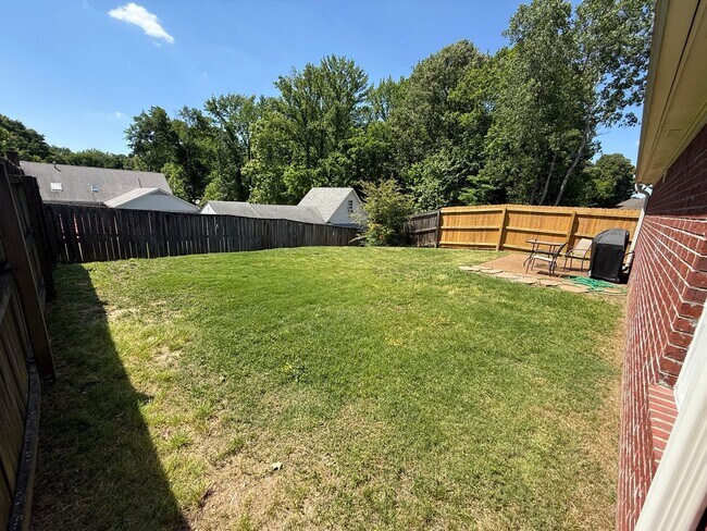 Building Photo - Gated Community - 3 Bedroom 2 Bathroom Cordova Rental Home